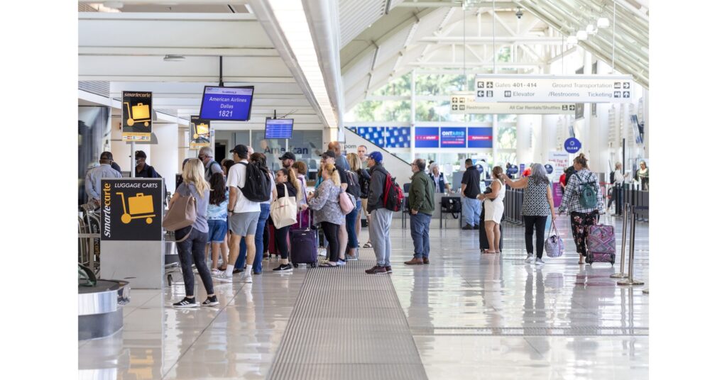 ontario international airport inside t4.jpg
