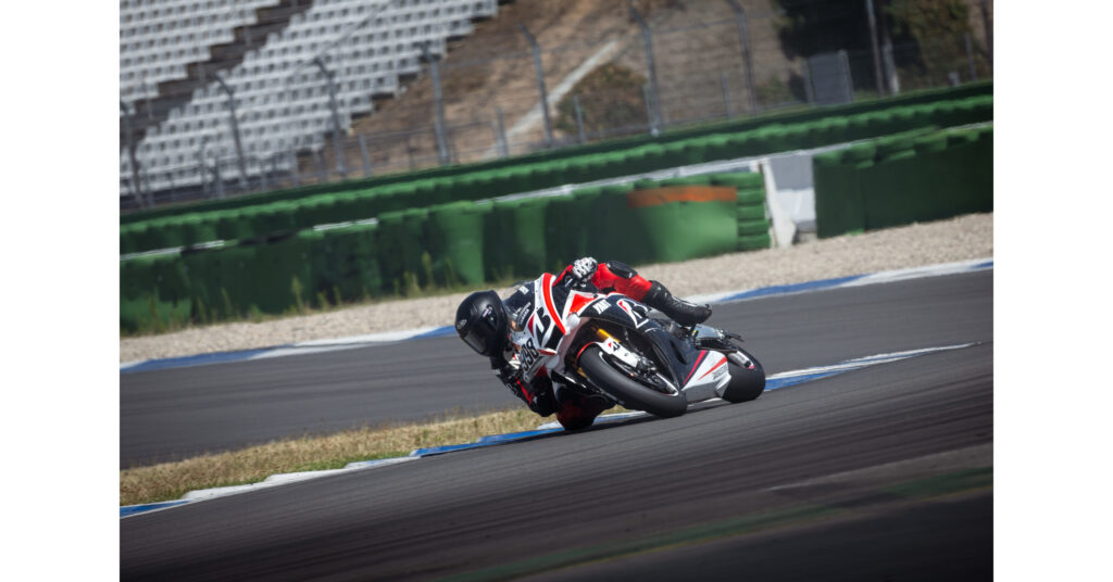 bridgestone americas racing battlax v03.jpg