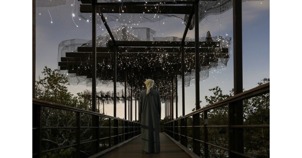 Le ministère de la culture et du tourisme d'Abou Dhabi annonce l'équipe de conservateurs et les lieux d'exposition de la deuxième édition de Manar Abu Dhabi USA - Français MEXICO - Spanish Middle East - Arabic BRAZIL - Portuguese USA - English Middle East - English USA - español USA - Deutsch department of culture and tourism abu dhabi.jpg